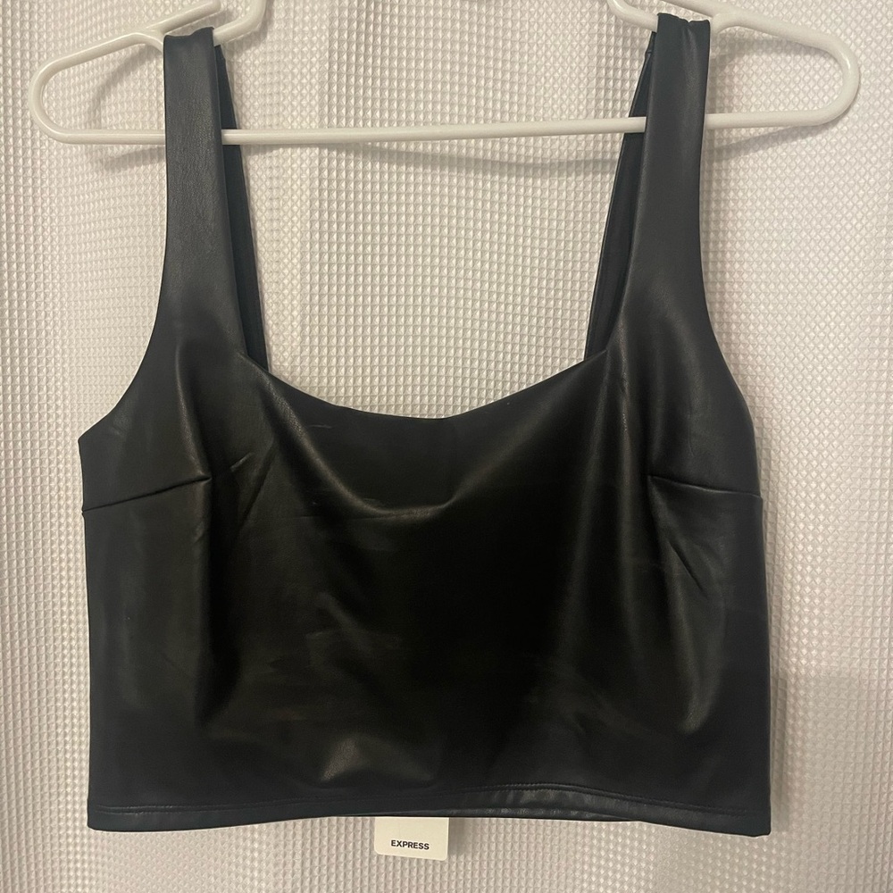 Express body contour leatherette top